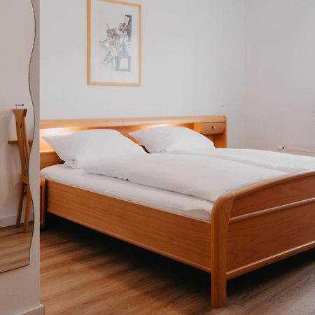 Hotel-Gasthof Zur Krone Waldaschaff Kültér fotó