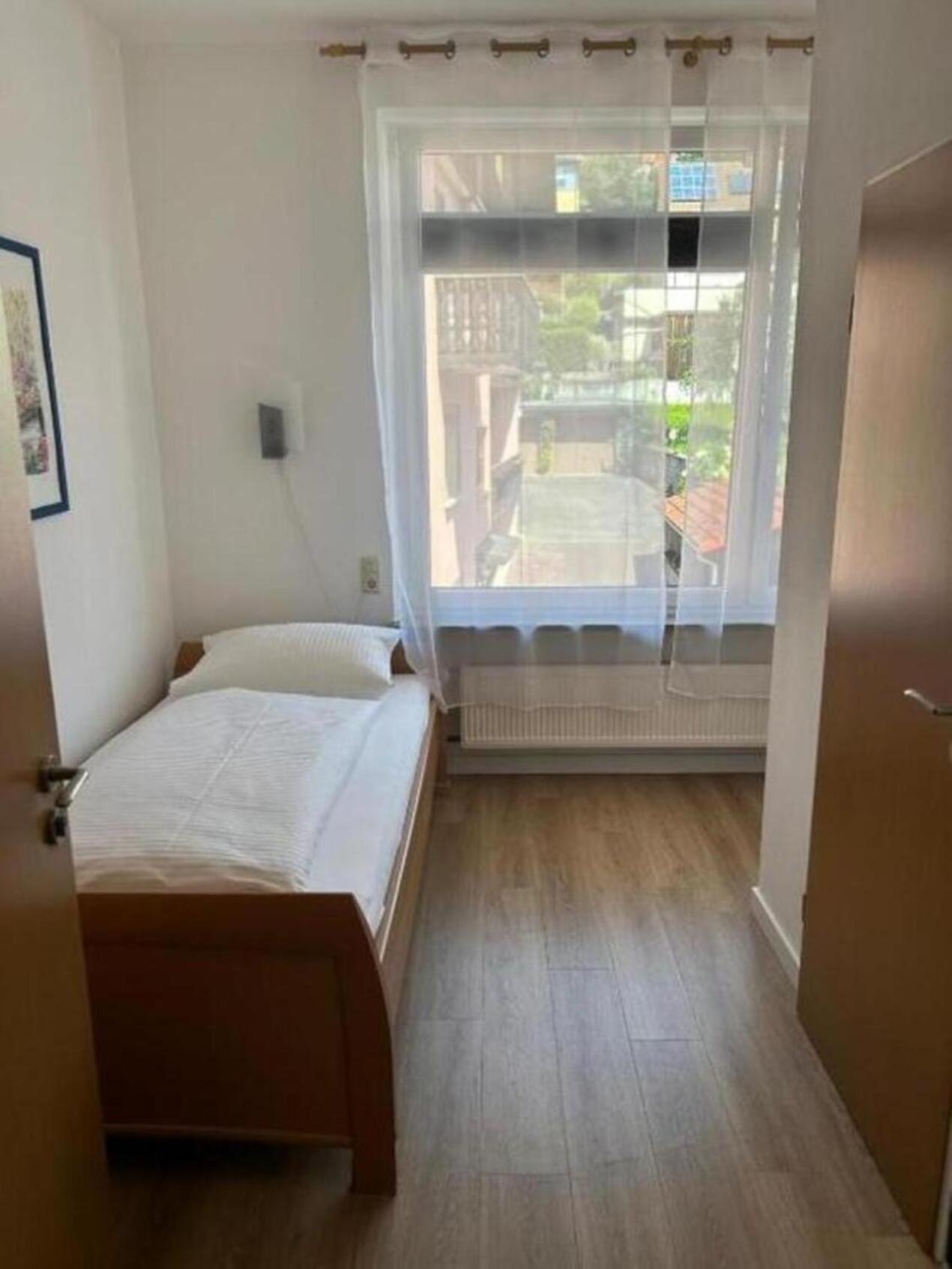 Hotel-Gasthof Zur Krone Waldaschaff Kültér fotó