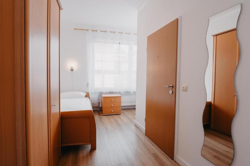 Hotel-Gasthof Zur Krone Waldaschaff Kültér fotó